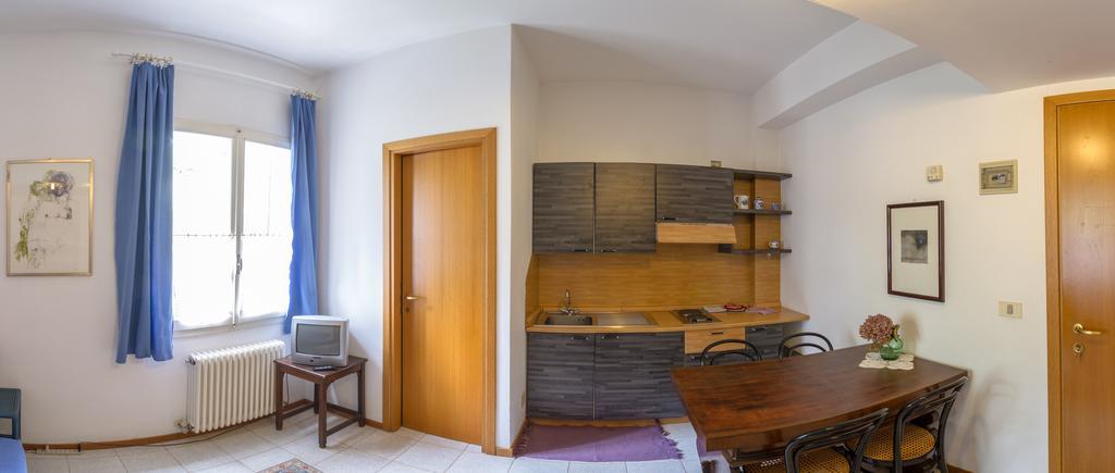 Villa Fedora Lizzano In Belvedere Cameră foto